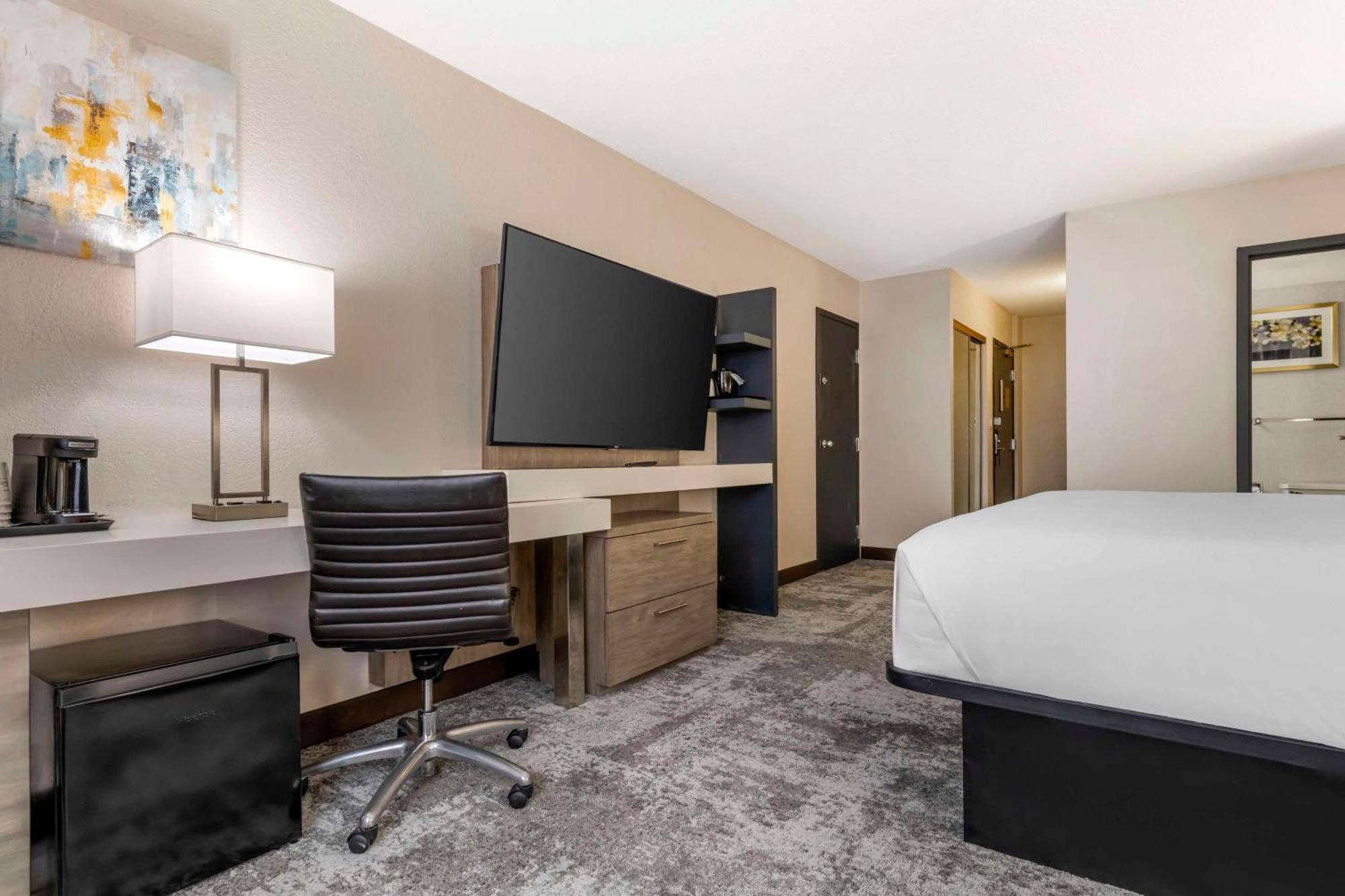 Brooklyn Center Hotel & Conference Center Extérieur photo