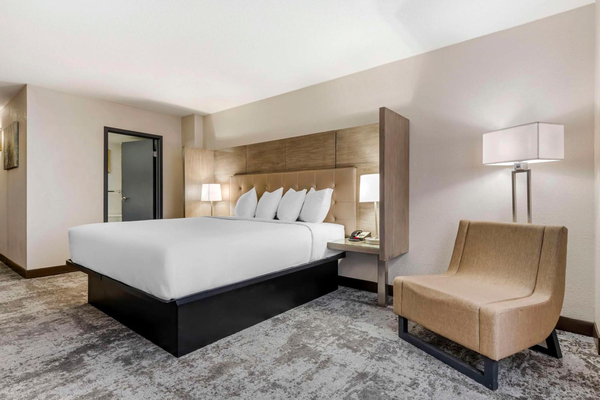 Brooklyn Center Hotel & Conference Center Extérieur photo